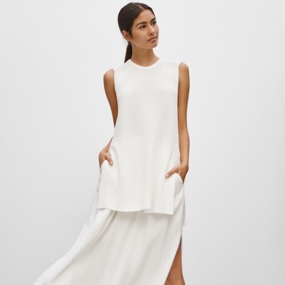 Aritzia Sweaters - Aritzia Wilfred Palmier Sleeveless Sweater Top XS